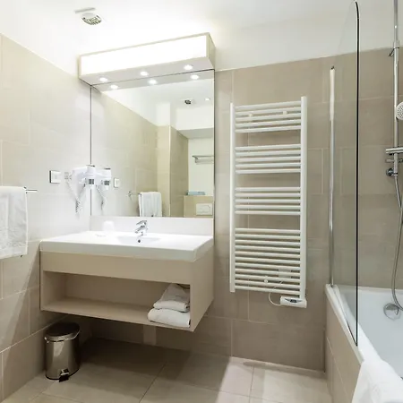 De La Rotonde Aix En Provence Hotel 4*